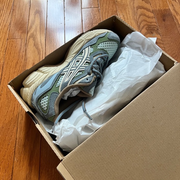 ASICS gel nyc - Picture 3 of 5